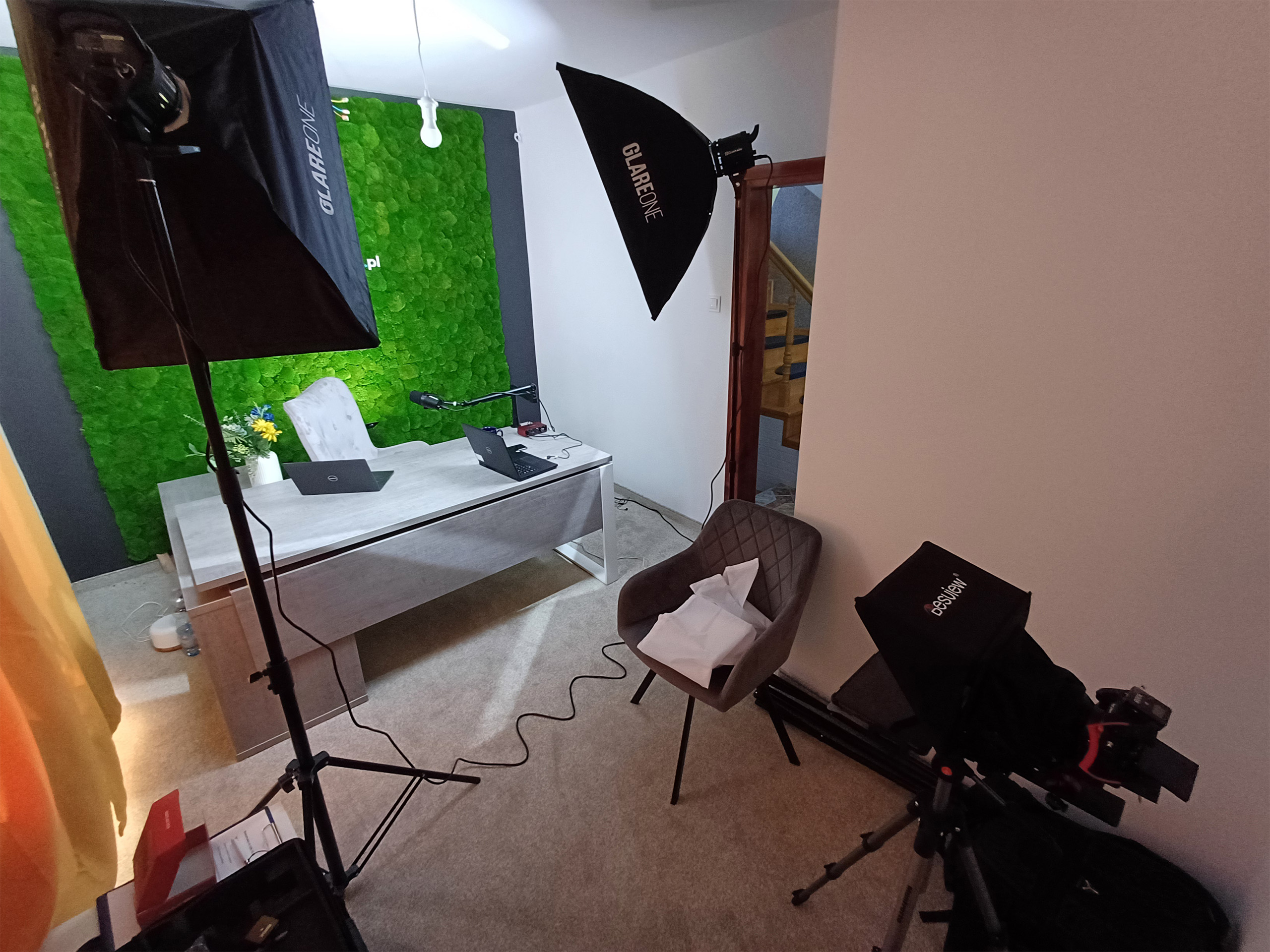 studio podglad male